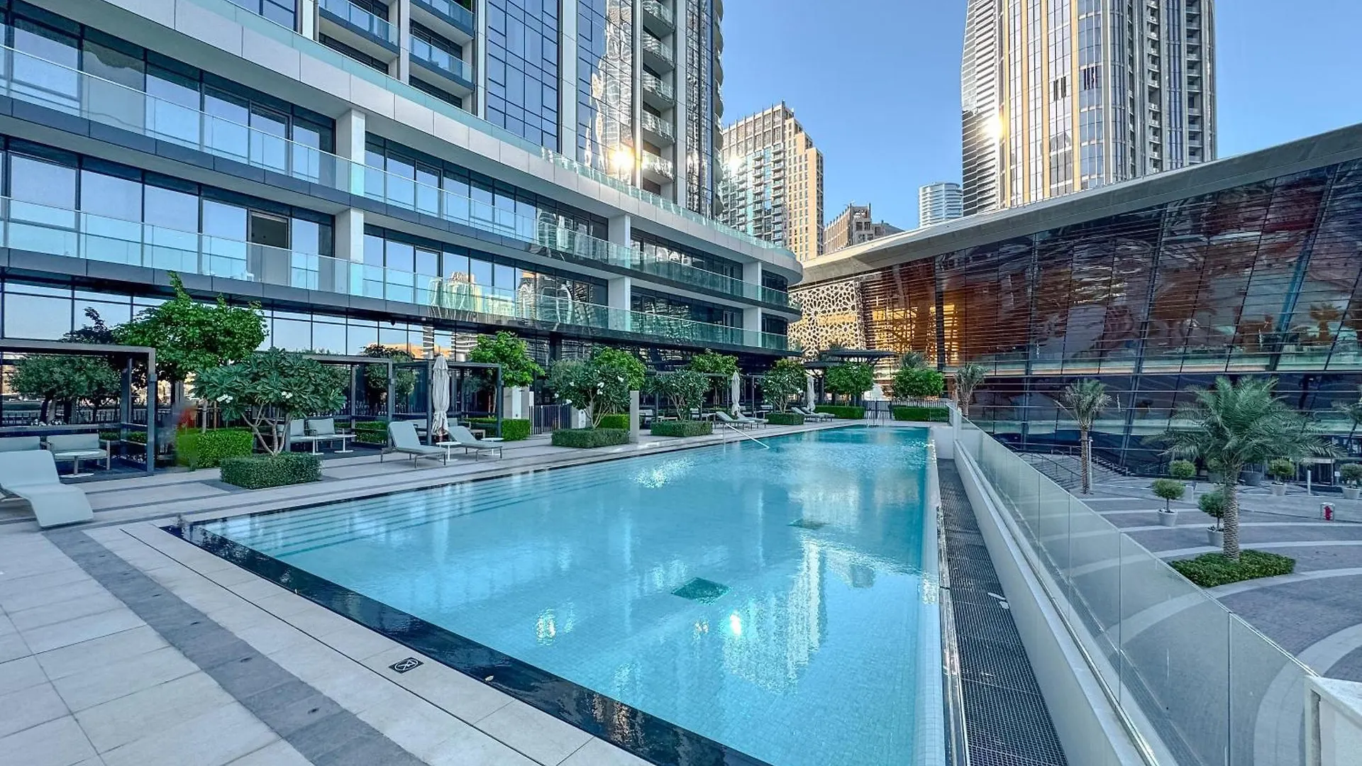 Grande Signature Residence, Burj Khalifa And Fountain View Dubai United Arab Emirates