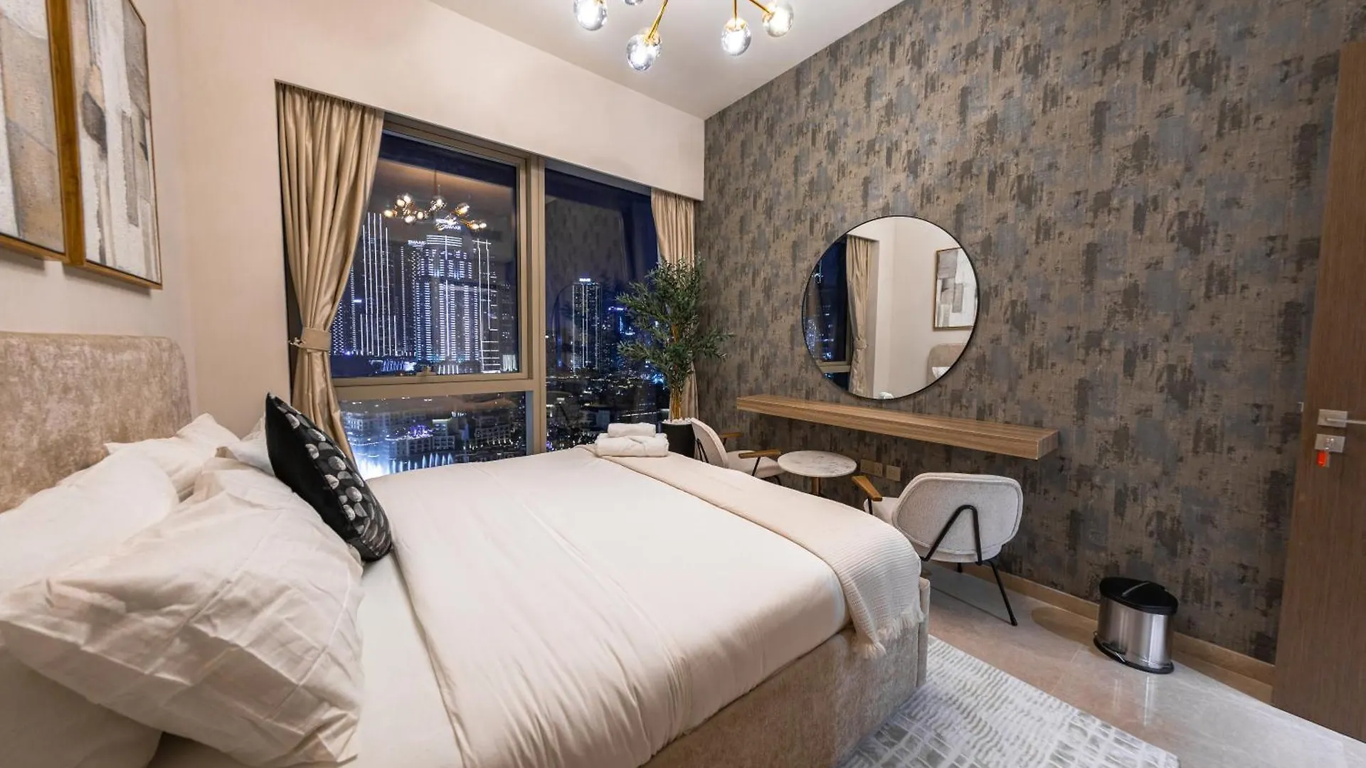 Grande Signature Residence, Burj Khalifa And Fountain View Dubai